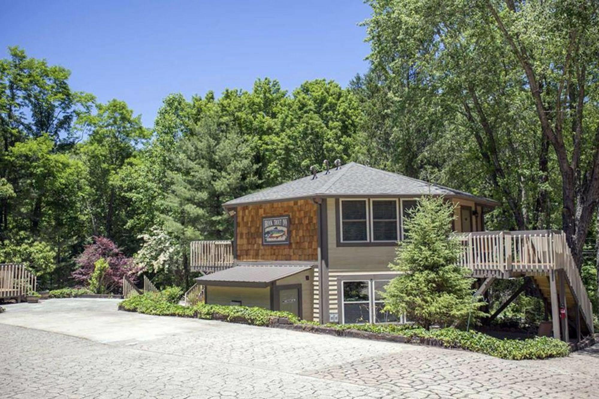 Brook Trout Inn Sapphire Bagian luar foto