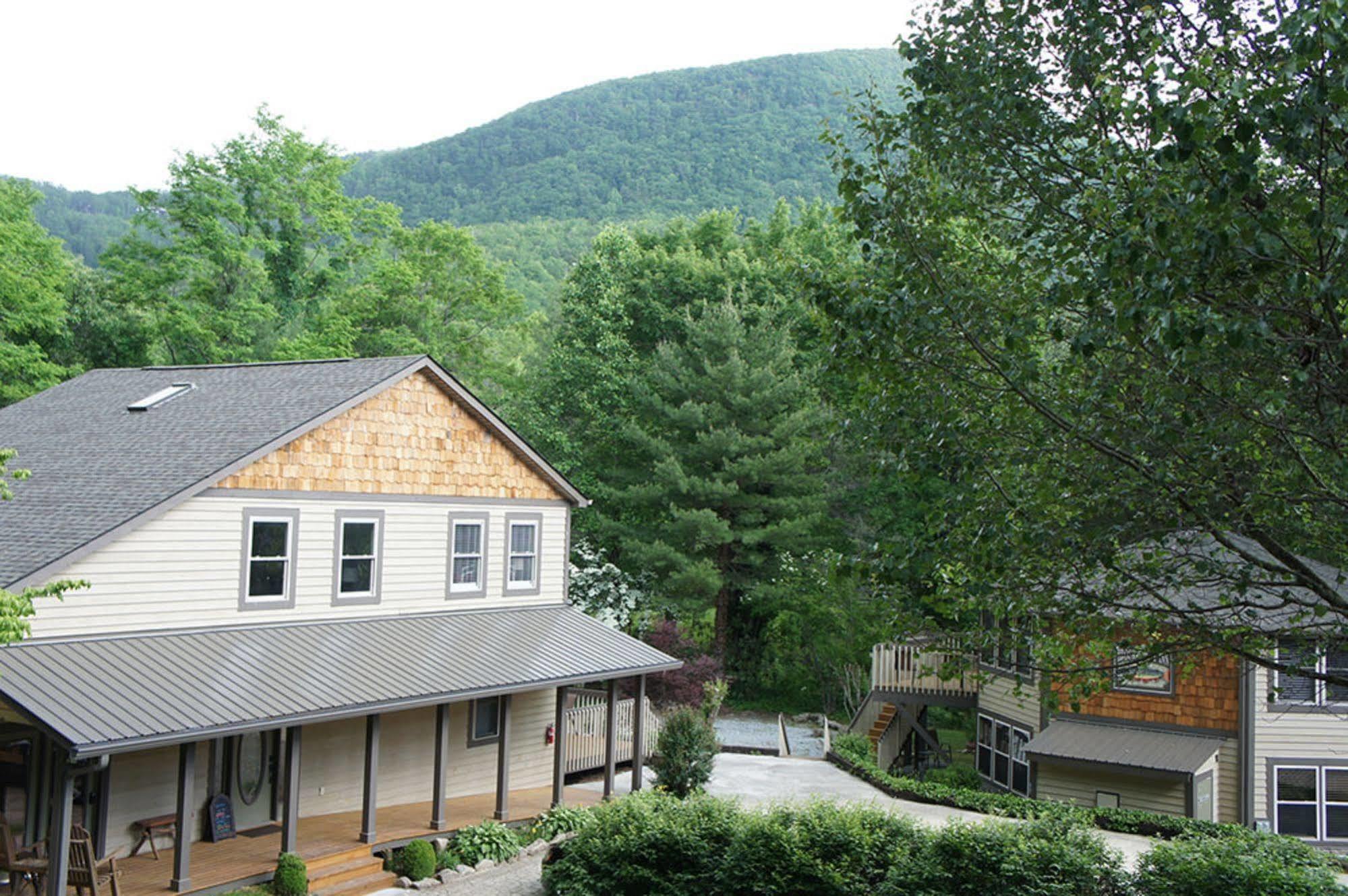 Brook Trout Inn Sapphire Bagian luar foto